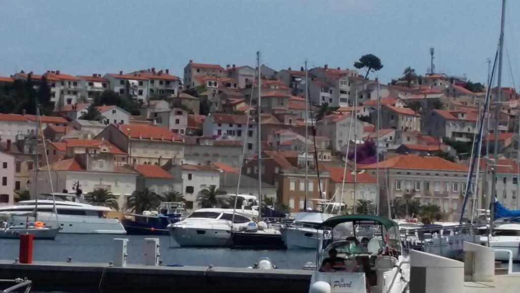 Apartments Villa Adrienne Mali Lošinj Εξωτερικό φωτογραφία