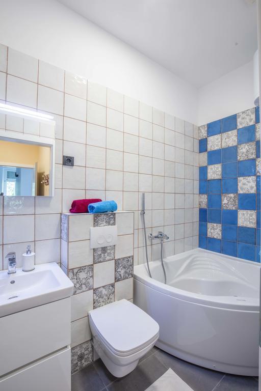 Apartments Villa Adrienne Mali Lošinj Εξωτερικό φωτογραφία